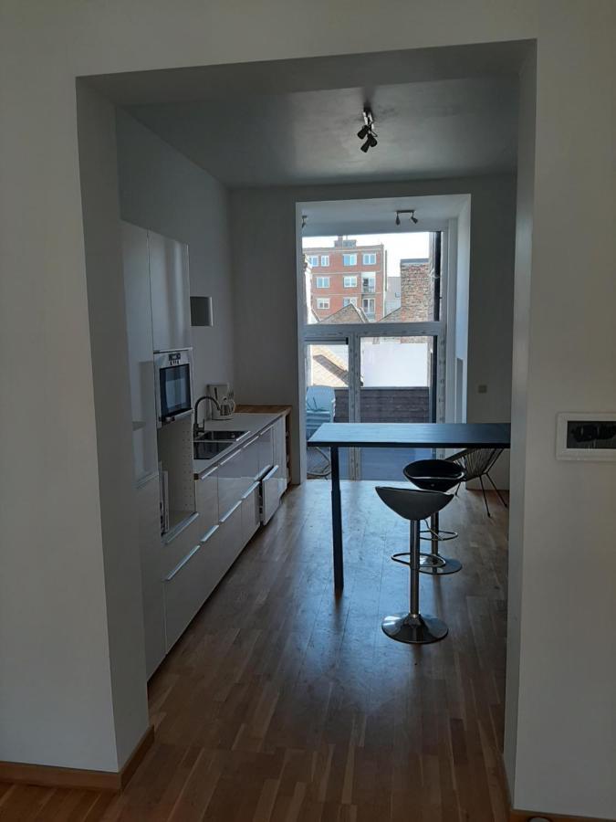 The Sixteen Apartment *